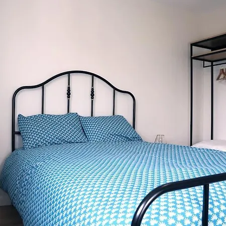 Holiday home Maison 15 Personnes Peripherie De Clermont-ferrand Romagnat