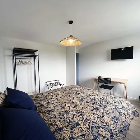 Holiday home Maison 15 Personnes Peripherie De Clermont-ferrand