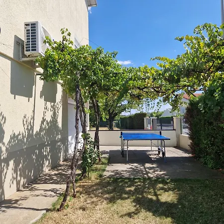 Holiday home Maison 15 Personnes Peripherie De Clermont-ferrand